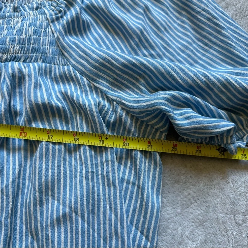 Torrid Gauze Smocked Yoke Top Stripe Blue and White‎ Size 2X